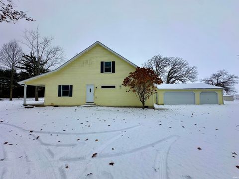Tiny photo for 4244 W 100 N, Kokomo, IN 46901 (MLS # 202532279)