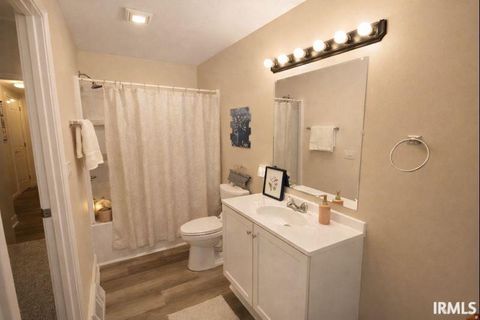 Tiny photo for 4244 W 100 N, Kokomo, IN 46901 (MLS # 202532279)