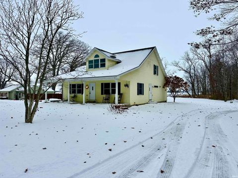 Tiny photo for 4244 W 100 N, Kokomo, IN 46901 (MLS # 202532279)