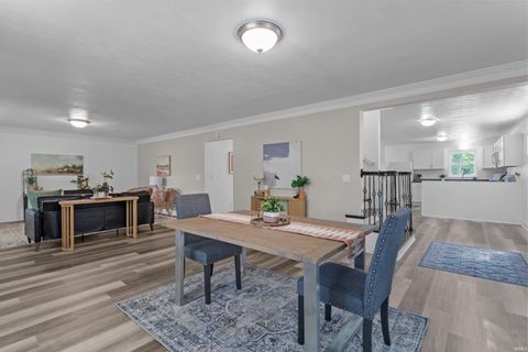 Tiny photo for 4244 W 100 N, Kokomo, IN 46901 (MLS # 202532279)