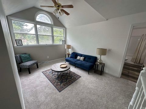 Tiny photo for 4244 W 100 N, Kokomo, IN 46901 (MLS # 202532279)