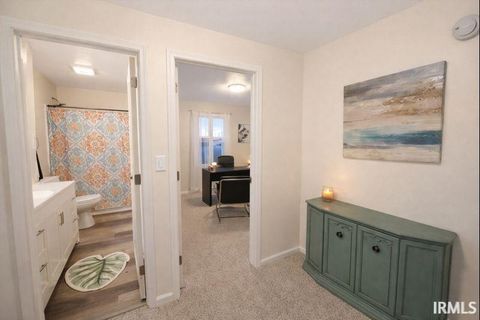 Tiny photo for 4244 W 100 N, Kokomo, IN 46901 (MLS # 202532279)