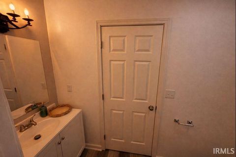 Tiny photo for 4244 W 100 N, Kokomo, IN 46901 (MLS # 202532279)