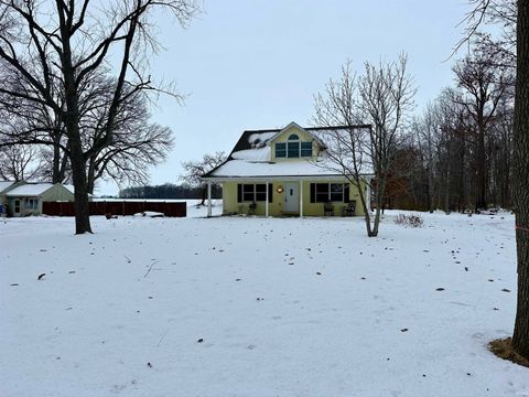 Photo of 4244 W 100 N, Kokomo, IN 46901 (MLS # 202532279)