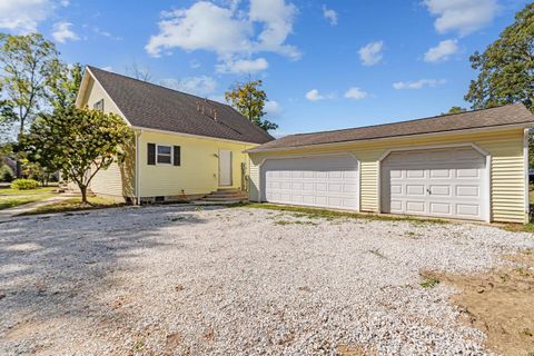 Tiny photo for 4244 W 100 N, Kokomo, IN 46901 (MLS # 202532279)