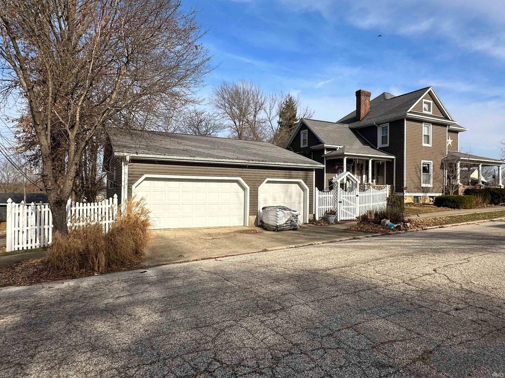 Photo of 715 SE 2nd Street, Washington, IN 47501 (MLS # 202603157)