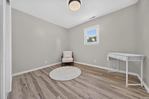 Tiny photo for 5995 Logansport Road, Logansport, IN 46947 (MLS # 202626041)