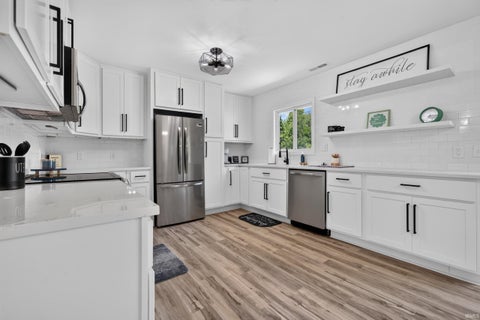 Tiny photo for 5995 Logansport Road, Logansport, IN 46947 (MLS # 202626041)