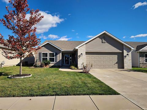 Photo of 897 Farrier Place, Lafayette, IN 47905 (MLS # 202612318)