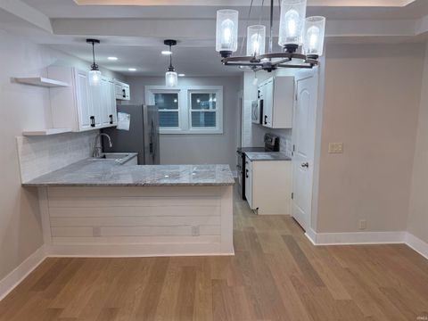 Tiny photo for 308 W 3rd Street, Peru, IN 46970 (MLS # 202608197)