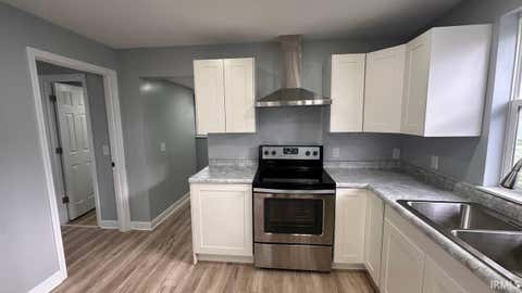 Tiny photo for 1107 E Mulberry Street, Kokomo, IN 46901 (MLS # 202630814)