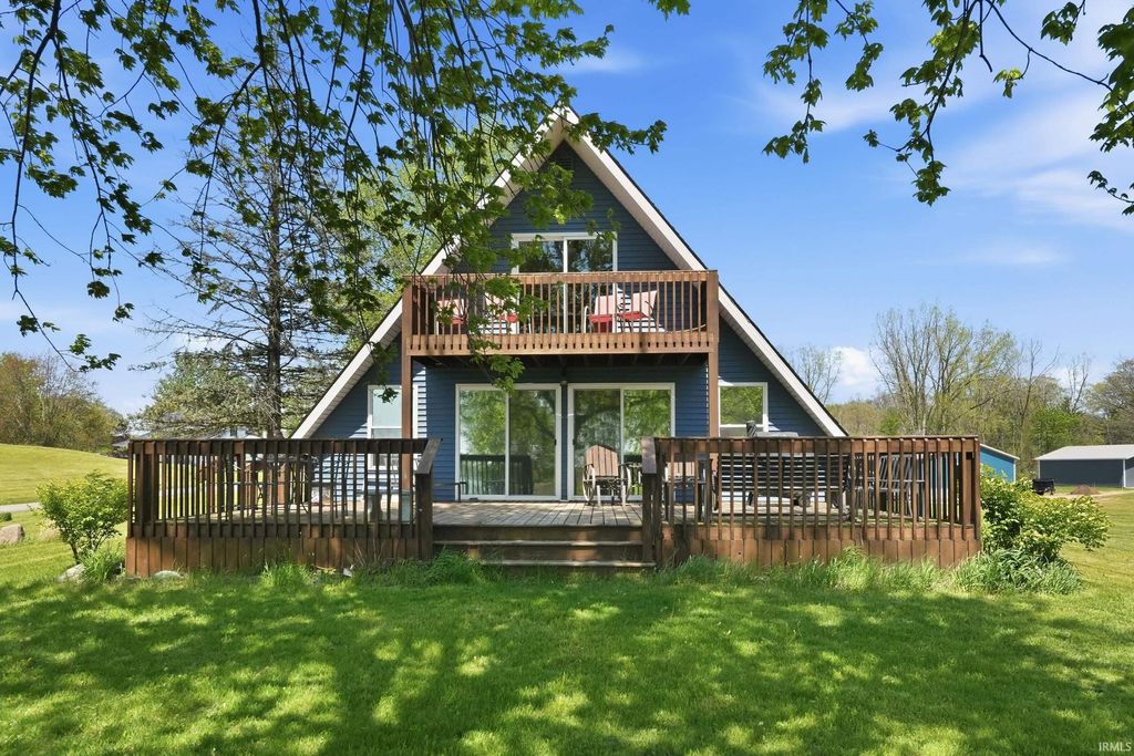 Photo of 40 Lane 105C Turkey Lake, Lagrange, IN 46761 (MLS # 202617170)