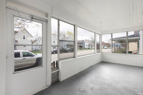 Tiny photo for 221 E 8th Street, Mishawaka, IN 46544 (MLS # 202612827)