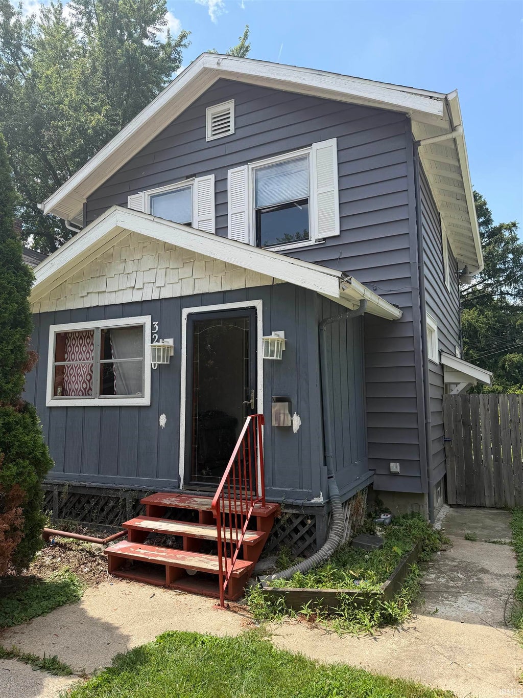 Photo of 3210 Central Drive, Fort Wayne, IN 46806 (MLS # 202631813)