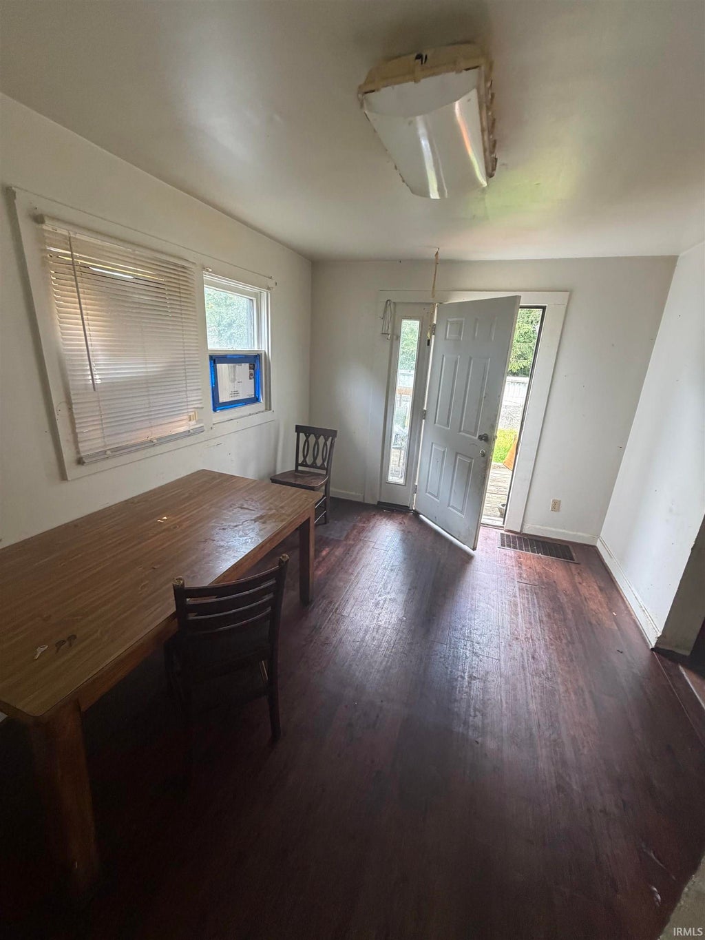 Photo of 3210 Central Drive, Fort Wayne, IN 46806 (MLS # 202631813)