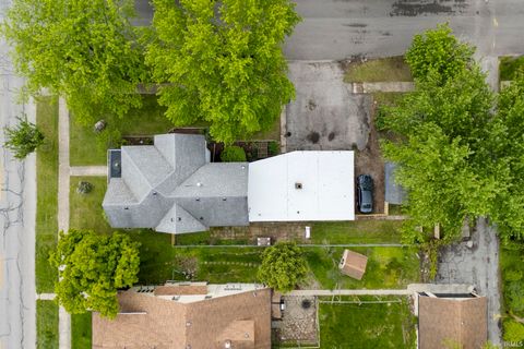 Tiny photo for 322 S Bluff Street, Monticello, IN 47960 (MLS # 202616372)