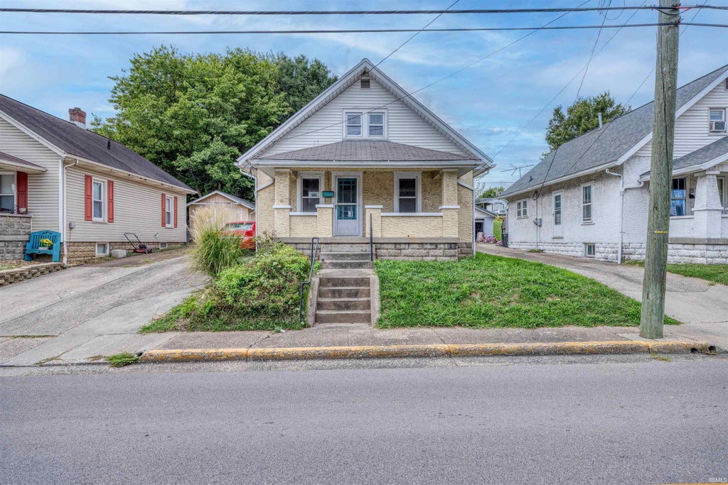 Photo of 1511 Mill Street, Jasper, IN 47546 (MLS # 202639325)