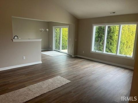 Tiny photo for 671 Walkmans Cove, Fort Wayne, IN 46814 (MLS # 202604862)