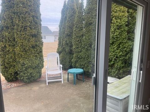 Tiny photo for 671 Walkmans Cove, Fort Wayne, IN 46814 (MLS # 202604862)