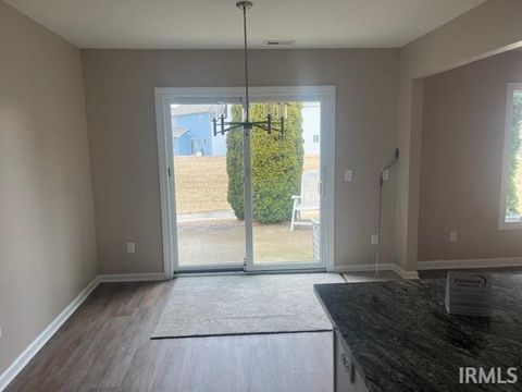 Tiny photo for 671 Walkmans Cove, Fort Wayne, IN 46814 (MLS # 202604862)