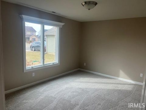 Tiny photo for 671 Walkmans Cove, Fort Wayne, IN 46814 (MLS # 202604862)