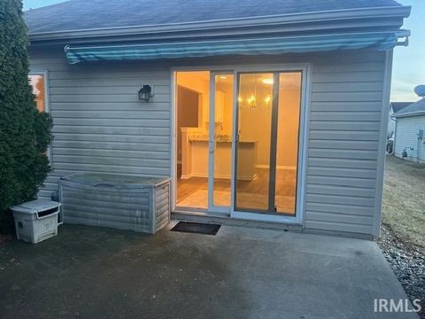 Tiny photo for 671 Walkmans Cove, Fort Wayne, IN 46814 (MLS # 202604862)