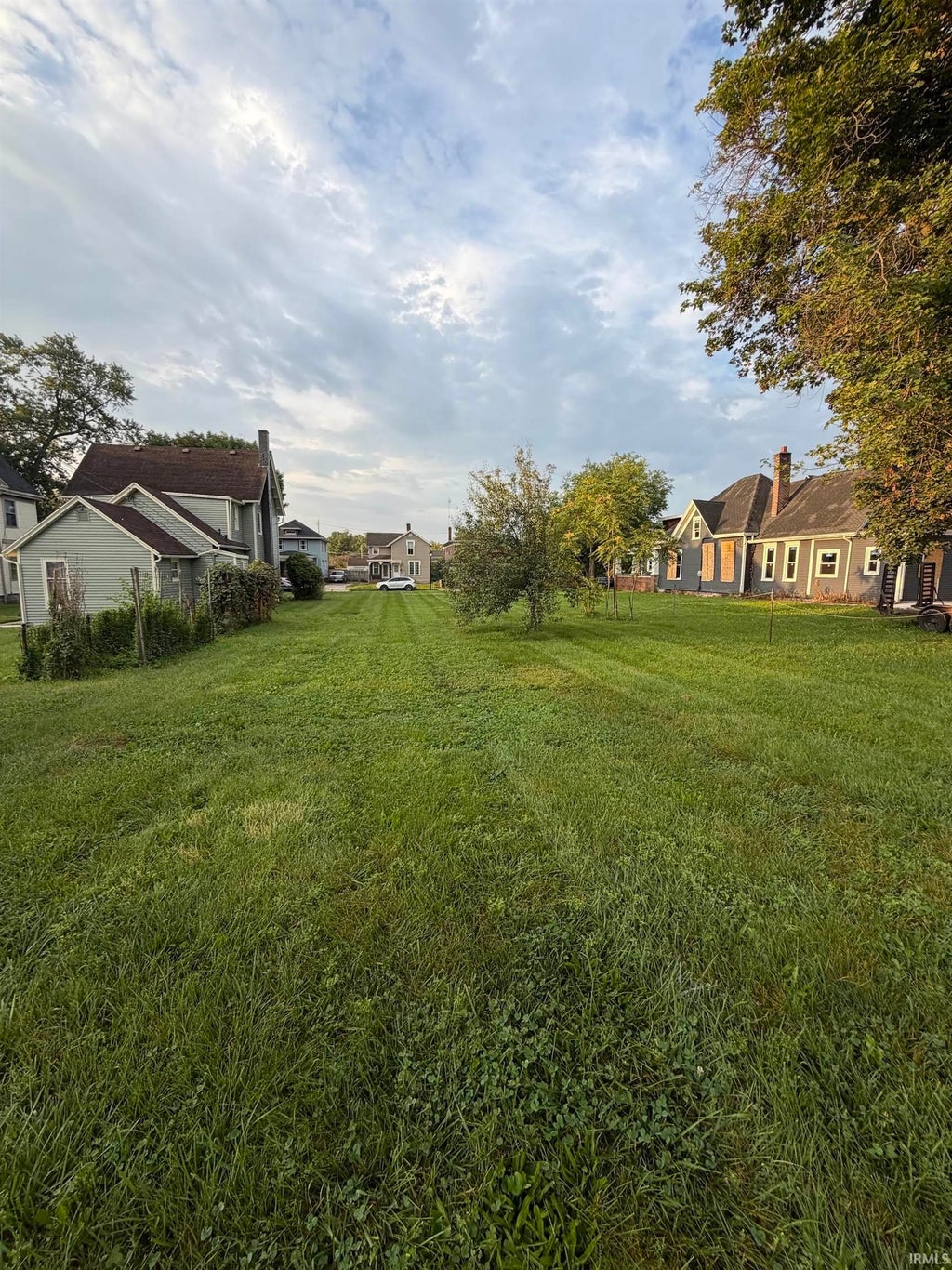 Photo of 1218 Stophlet Street #51, Fort Wayne, IN 46802 (MLS # 202637220)