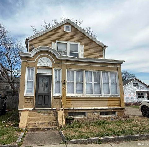 Photo of 1414 SE First Street, Evansville, IN 47713 (MLS # 202610103)