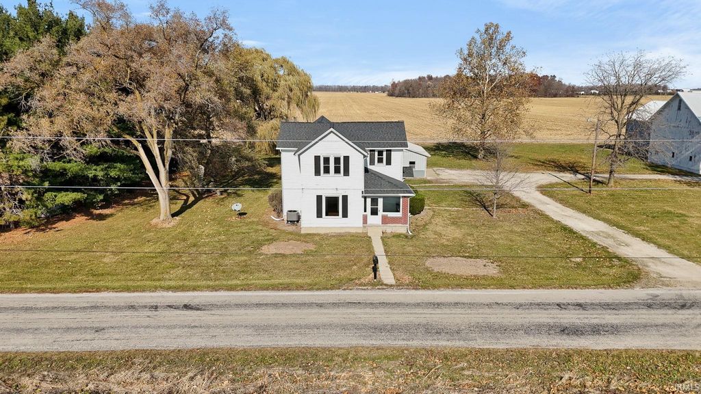 Photo of 1656 W 300 Road, Huntington, IN 46750 (MLS # 202546455)