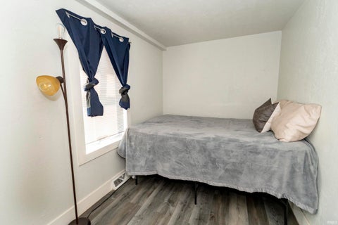 Tiny photo for 1131 Johnson Street, South Bend, IN 46628 (MLS # 202637063)