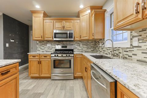 Tiny photo for 57657 Boulder Court, Goshen, IN 46528 (MLS # 202612300)