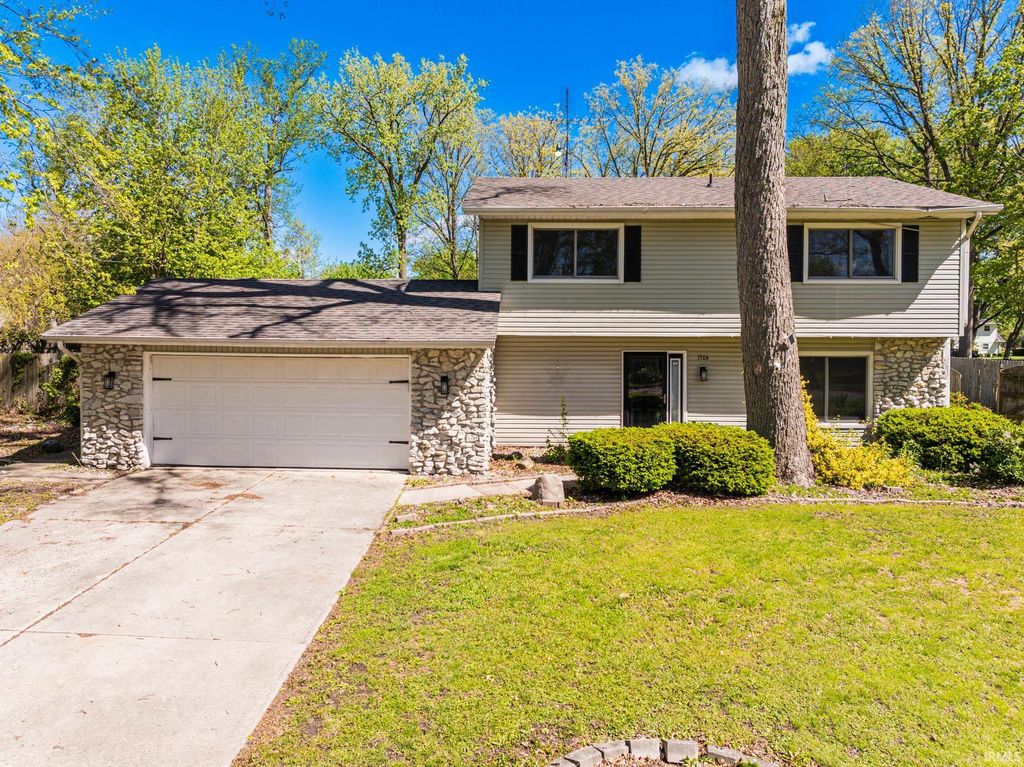 Photo of 1504 W Tree Lane, Muncie, IN 47302 (MLS # 202616306)