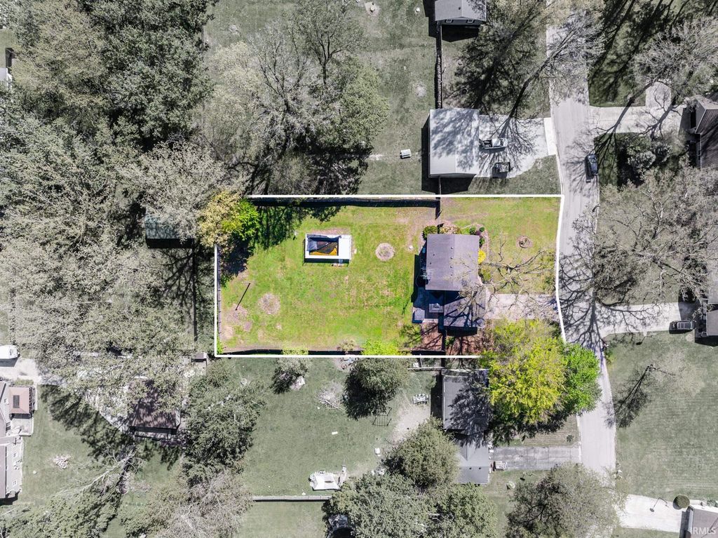 Photo of 1504 W Tree Lane, Muncie, IN 47302 (MLS # 202616306)