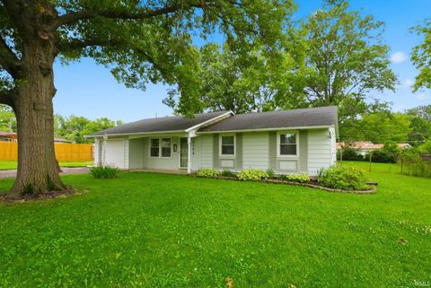 Tiny photo for 5109 Woodway Drive, Fort Wayne, IN 46835 (MLS # 202624849)