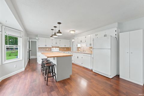 Tiny photo for 5109 Woodway Drive, Fort Wayne, IN 46835 (MLS # 202624849)