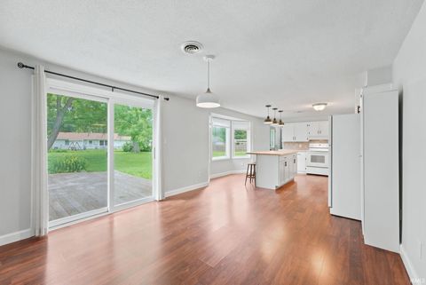 Tiny photo for 5109 Woodway Drive, Fort Wayne, IN 46835 (MLS # 202624849)
