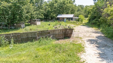 Tiny photo for 1530 N Illinois Street, Marion, IN 46952 (MLS # 202628570)