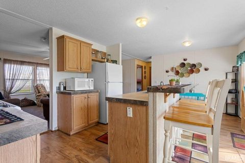 Tiny photo for 6468 N Bedford Bay Court, Monon, IN 47959 (MLS # 202608636)