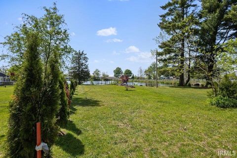 Tiny photo for 6468 N Bedford Bay Court, Monon, IN 47959 (MLS # 202608636)