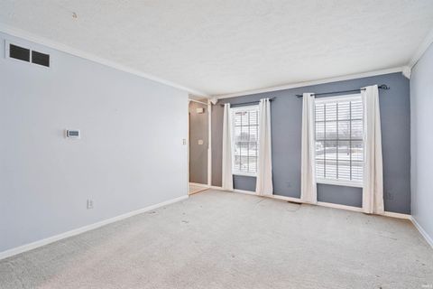 Tiny photo for 506 S Harrison Street, Greentown, IN 46936 (MLS # 202604095)