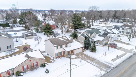 Tiny photo for 506 S Harrison Street, Greentown, IN 46936 (MLS # 202604095)