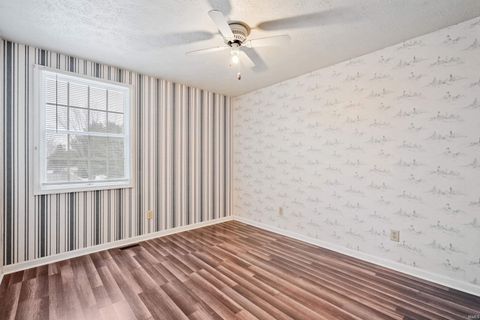 Tiny photo for 506 S Harrison Street, Greentown, IN 46936 (MLS # 202604095)