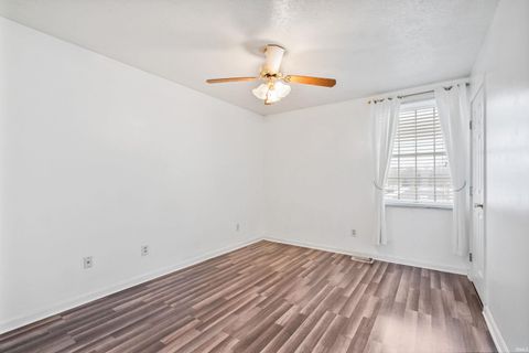 Tiny photo for 506 S Harrison Street, Greentown, IN 46936 (MLS # 202604095)