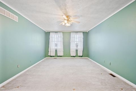 Tiny photo for 506 S Harrison Street, Greentown, IN 46936 (MLS # 202604095)