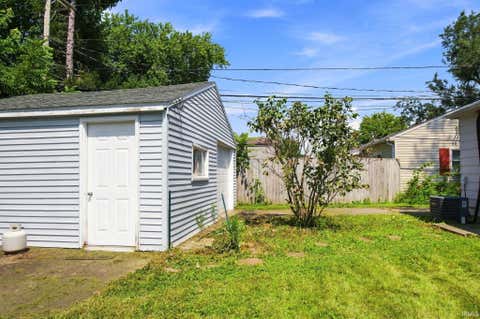 Tiny photo for 2532 Foxhall Drive, Lafayette, IN 47909 (MLS # 202634984)