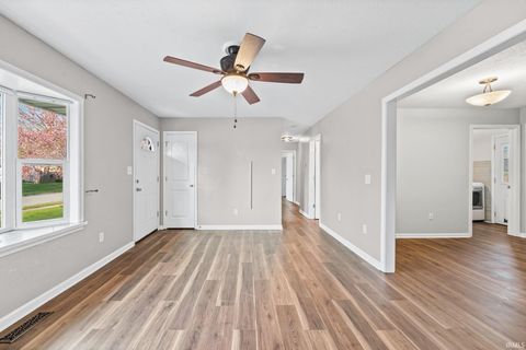 Tiny photo for 1428 Elizabeth Drive, Lebanon, IN 46052 (MLS # 202612775)