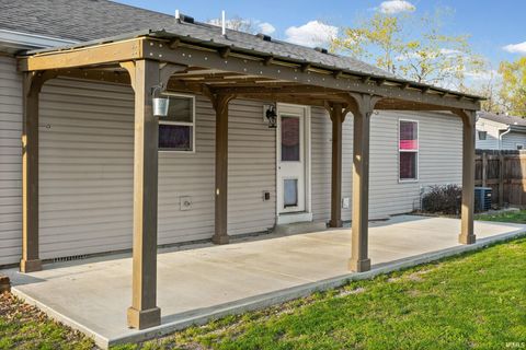 Tiny photo for 1428 Elizabeth Drive, Lebanon, IN 46052 (MLS # 202612775)