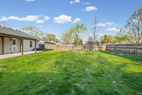 Tiny photo for 1428 Elizabeth Drive, Lebanon, IN 46052 (MLS # 202612775)