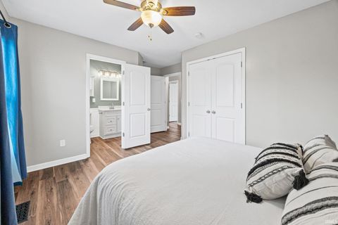 Tiny photo for 1428 Elizabeth Drive, Lebanon, IN 46052 (MLS # 202612775)