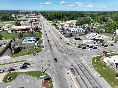 Tiny photo for 114 W Ireland Road #7, South Bend, IN 46614 (MLS # 202637804)